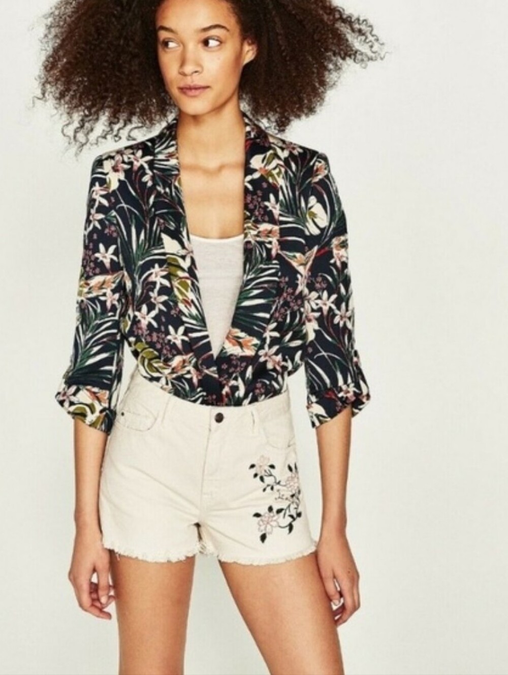 Zara ecru color denim cut-off shorts with floral embroidery details